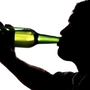 Image - Drinking with parents does not prevent later risky drinking